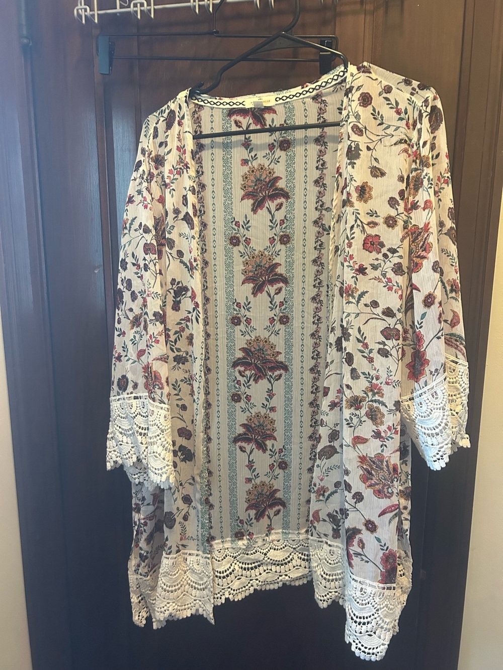 Mason & Belle Floral Kimono Crochet Lace Trim Sz 1x Like New Condition